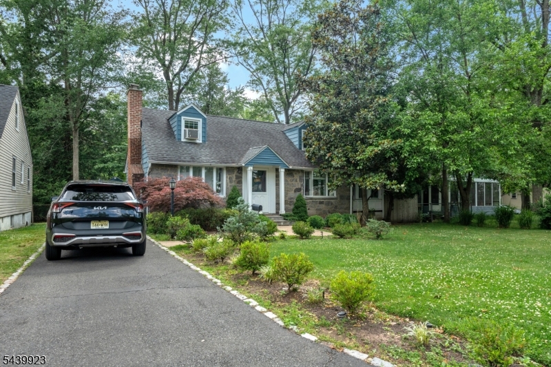 3BR, 2.5 BATH CAPE COD IN SLEEPY HOLLOW AREA.  WOOD FLOORS, SCREENED PORCH, 1ST FLR MASTER, FULL FINISHED BASEMENT WITH HALF BATH, LAUNDRY AND TONS OF STORAGE IN THIS HOME.  HOME IS BEING SOLD AS IS NO KNOWN ISSUESCLOSING CONTNGENT TO SELLER FINDING SUITABLE HOUSING - CURRENTLY ACTIVELY LOOKING