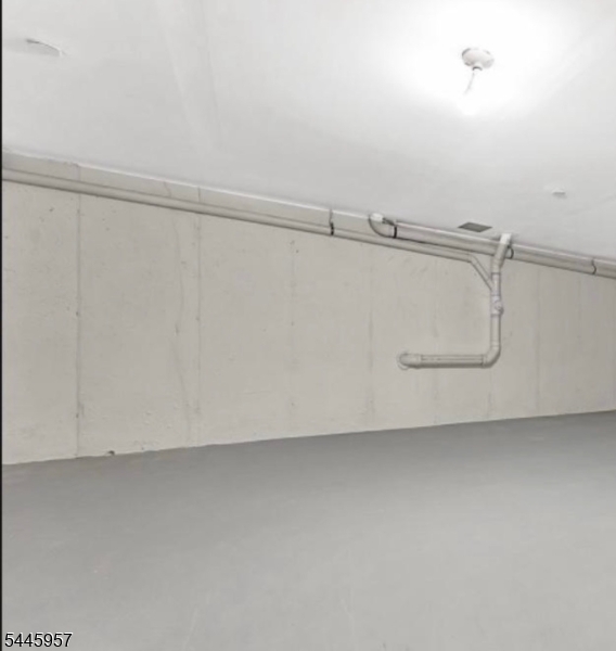 Heights of Lebanon - Residential Lease