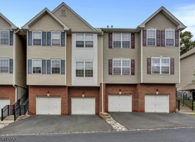 Heights of Lebanon - Residential Lease
