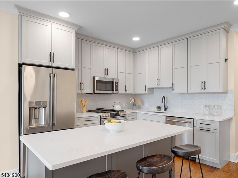 Sherman Place - Residential