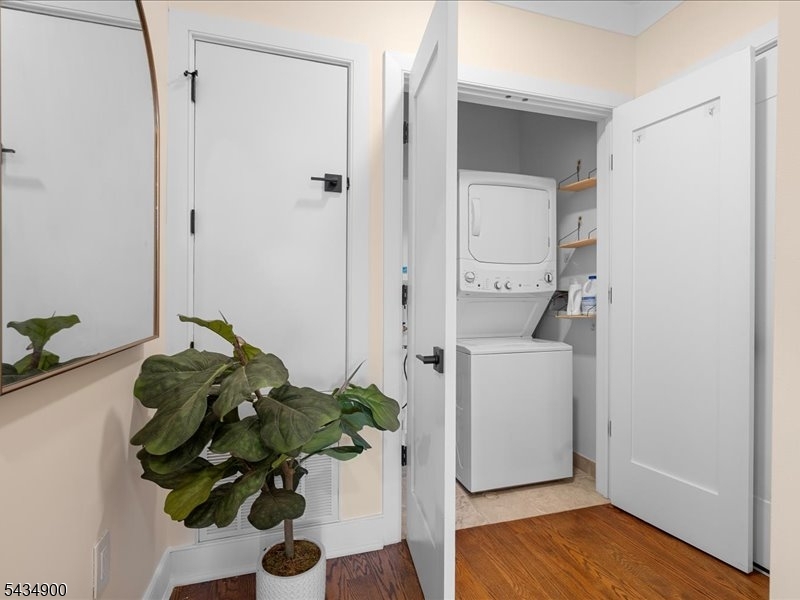 Sherman Place - Residential