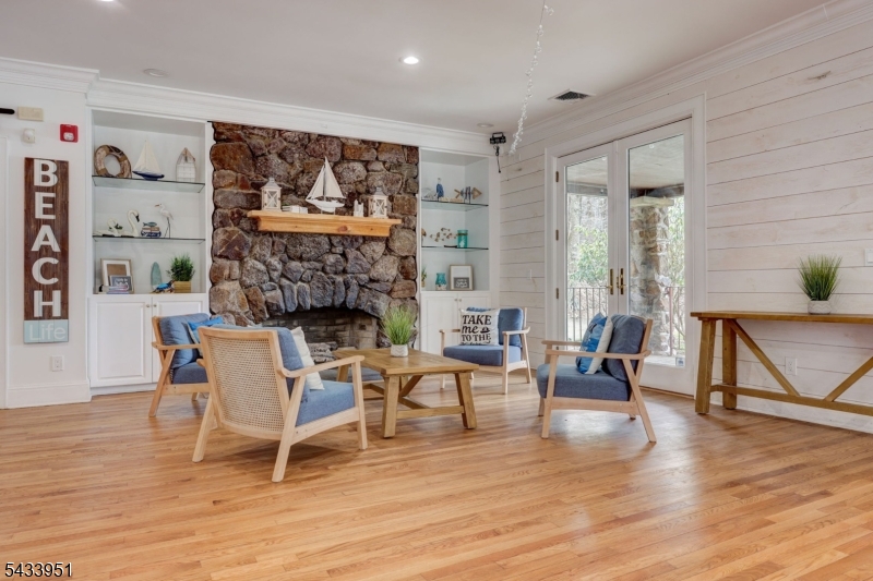 Shongum Lake - Residential