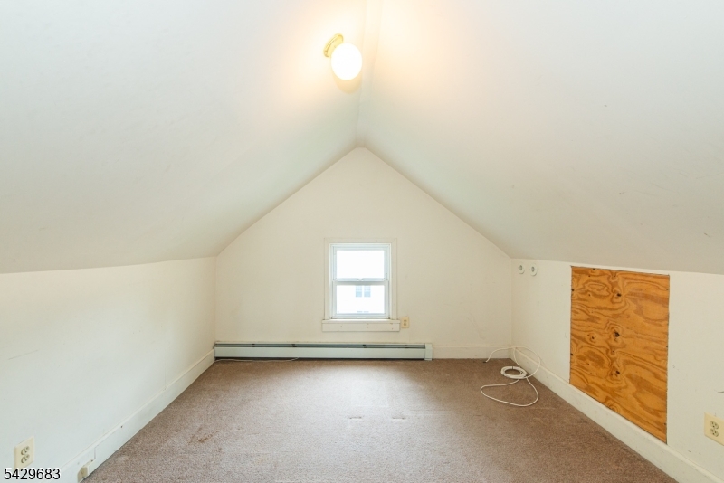 Walnut Street - Residential Income