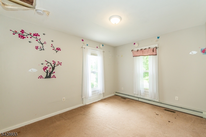 Walnut Street - Residential Income