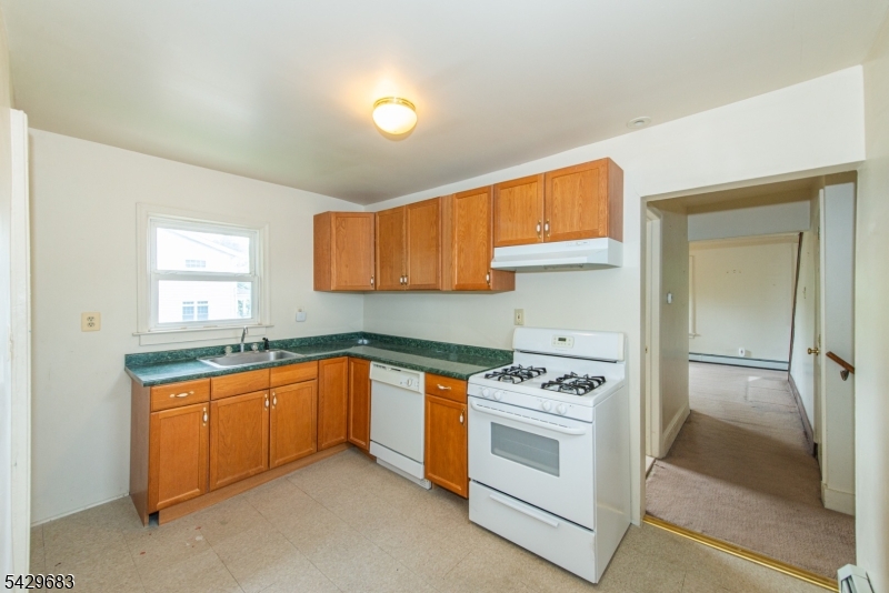 Walnut Street - Residential Income