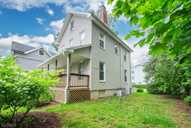 Walnut Street - Residential Income