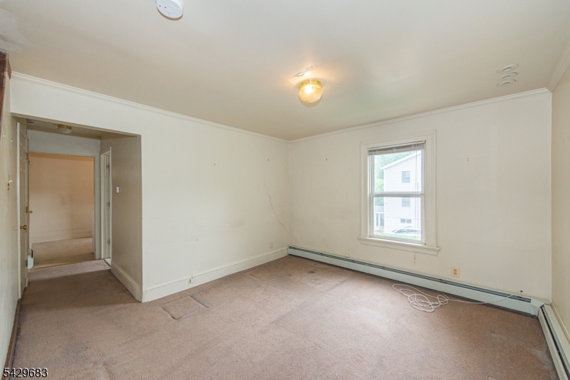 Walnut Street - Residential Income