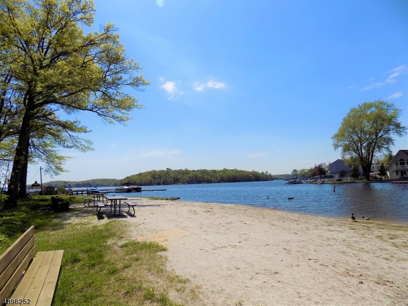 LAKE HOPATCONG - Residential