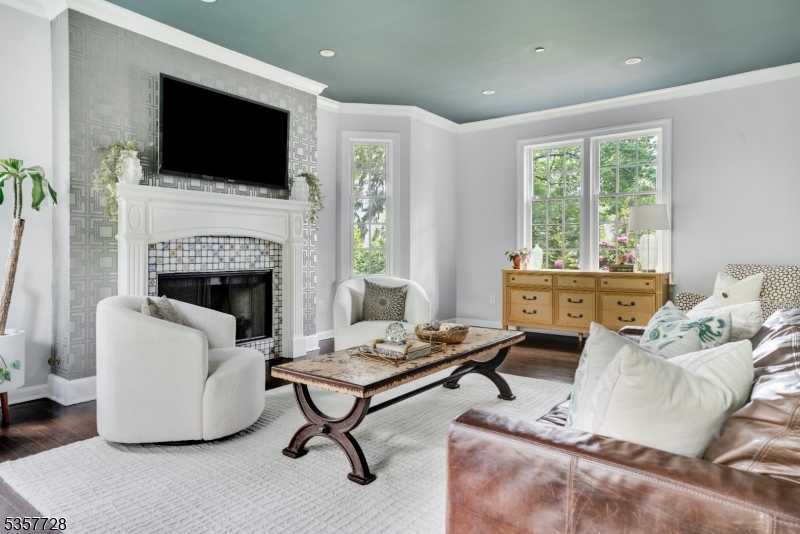 Hill - Residential