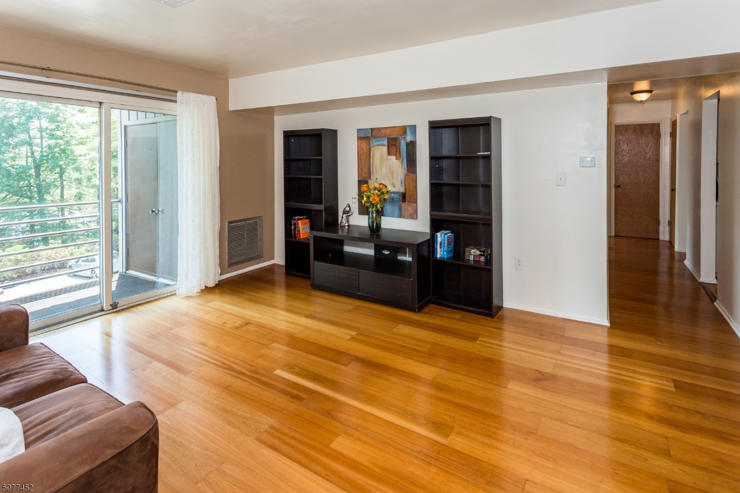 South Green Condo - Residential