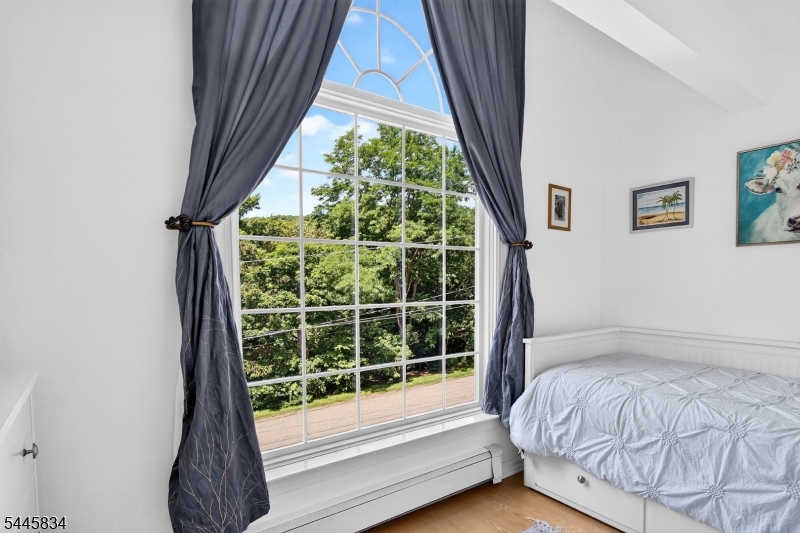 Forest Hill Park - Residential