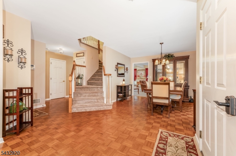 POND RIDGE - Residential