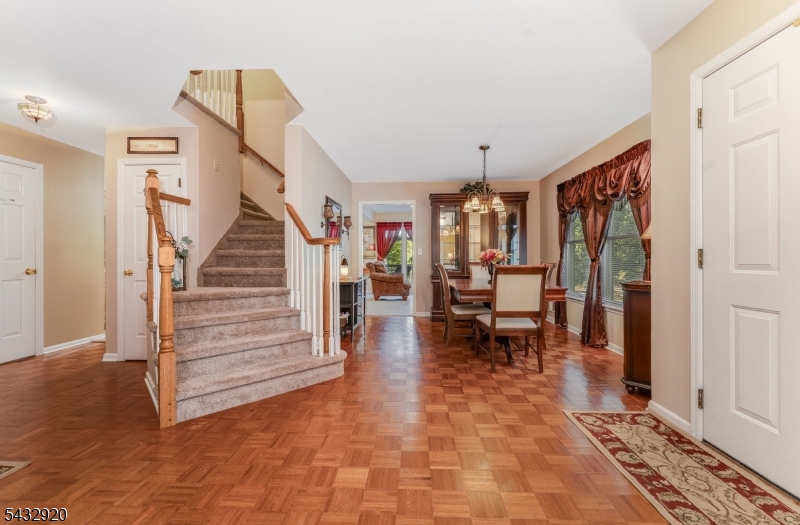 POND RIDGE - Residential
