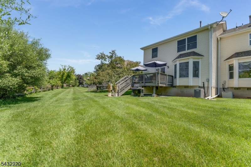 POND RIDGE - Residential