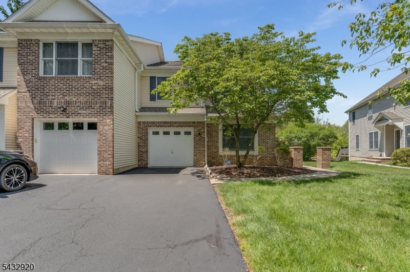 POND RIDGE - Residential