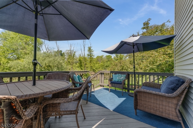 POND RIDGE - Residential
