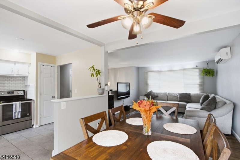 Barry Lakes - Residential