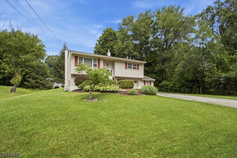 Barry Lakes - Residential