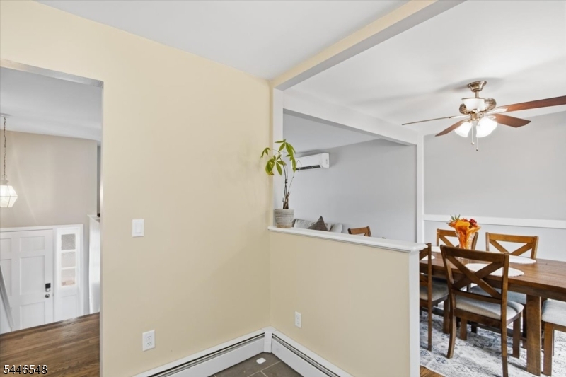 Barry Lakes - Residential