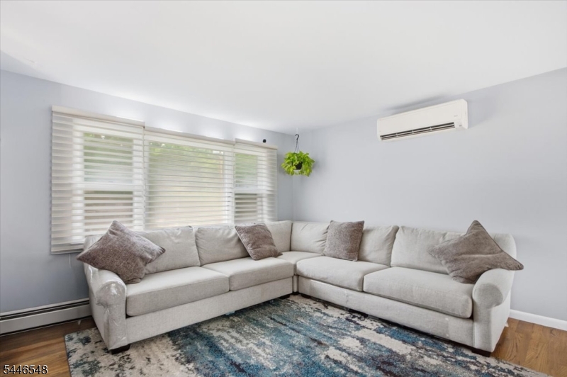 Barry Lakes - Residential