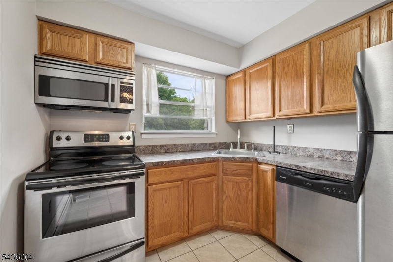 Alexandria At Hillsborough - Residential