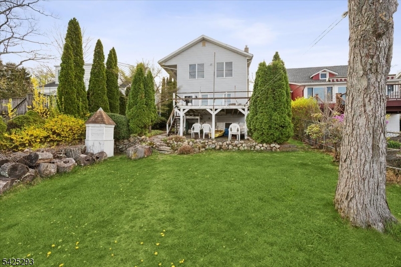 BERTRAND ISLAND - Residential