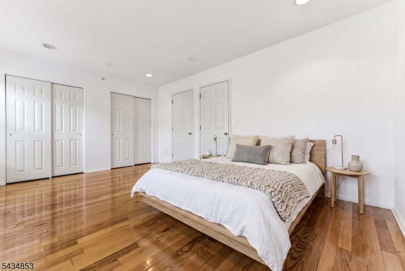 Warren Heights - Residential