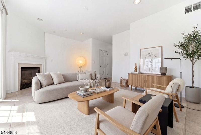 Warren Heights - Residential