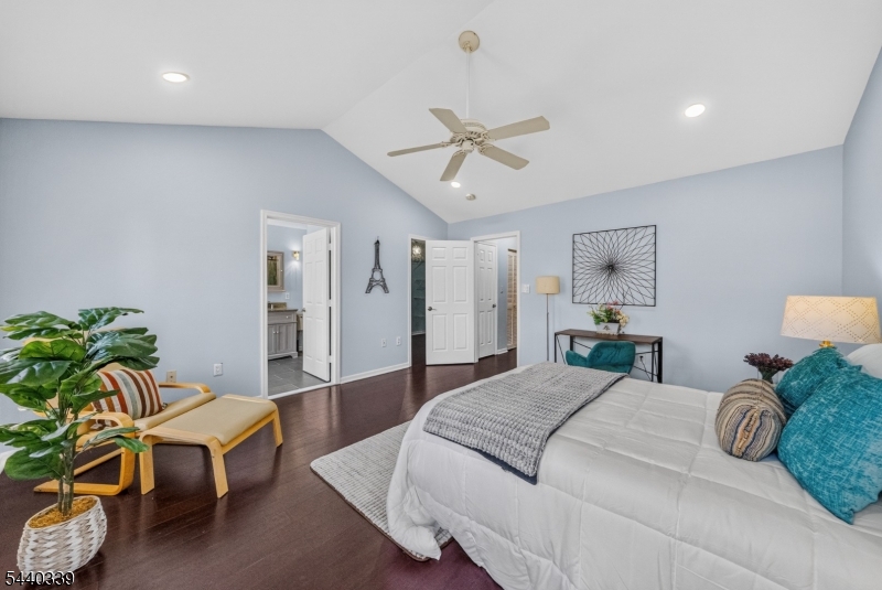 Ridgeview - Residential