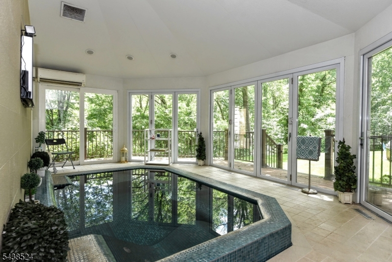 High Ridge - Residential