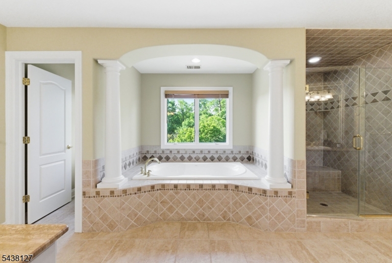 Equestrian Meadows Estates - Residential