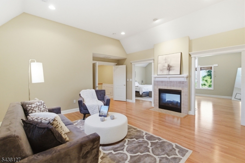 Equestrian Meadows Estates - Residential