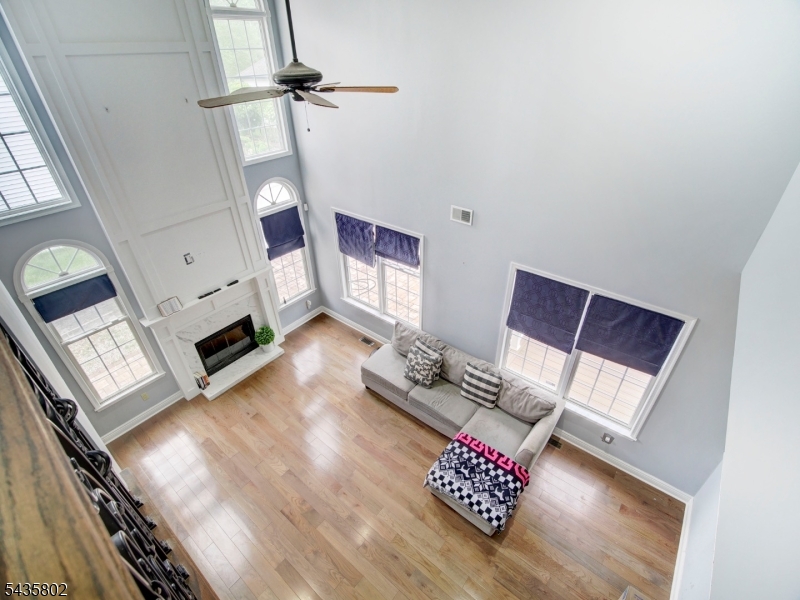 Poets Peak - Residential Lease