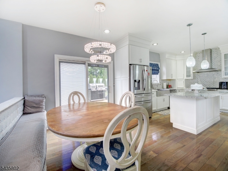 Poets Peak - Residential Lease