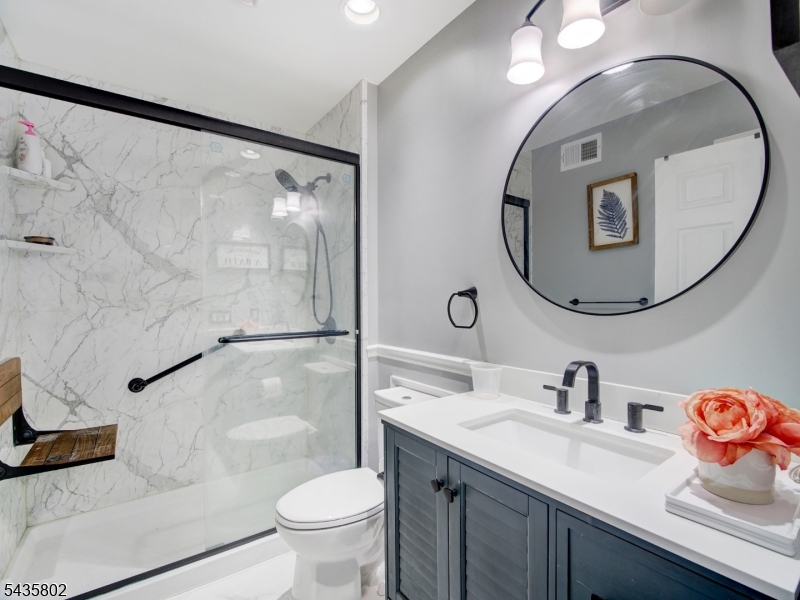 Poets Peak - Residential Lease