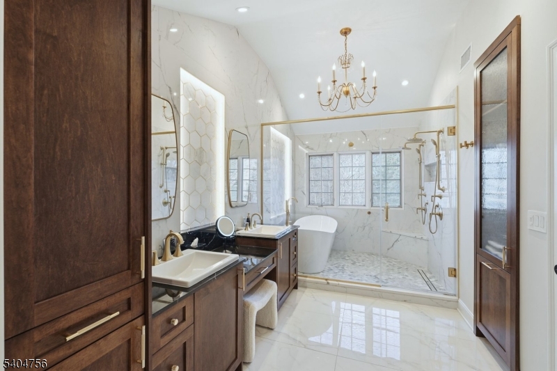Bears Nest - Residential