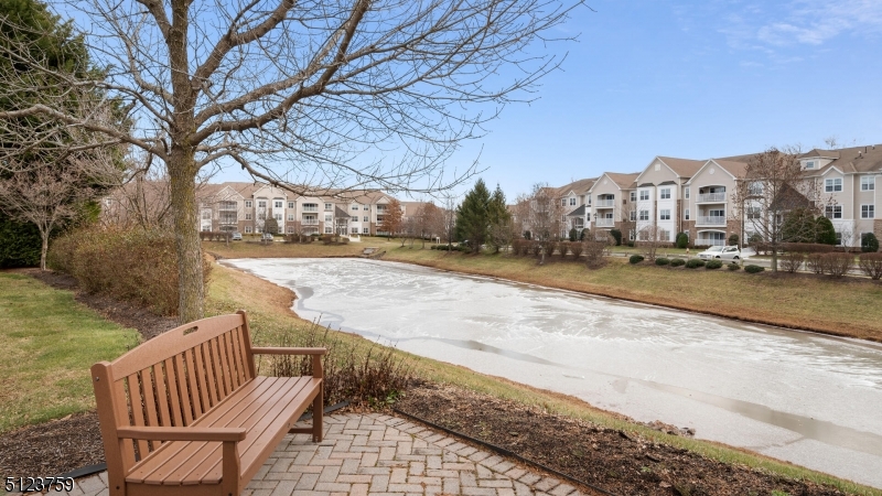 SOMERSET RUN - Residential