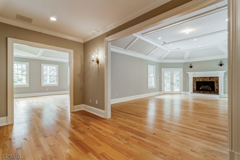 Old Short Hills - Residential