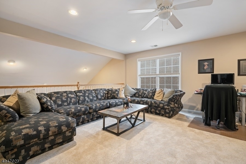 SOMERSET RUN - Residential