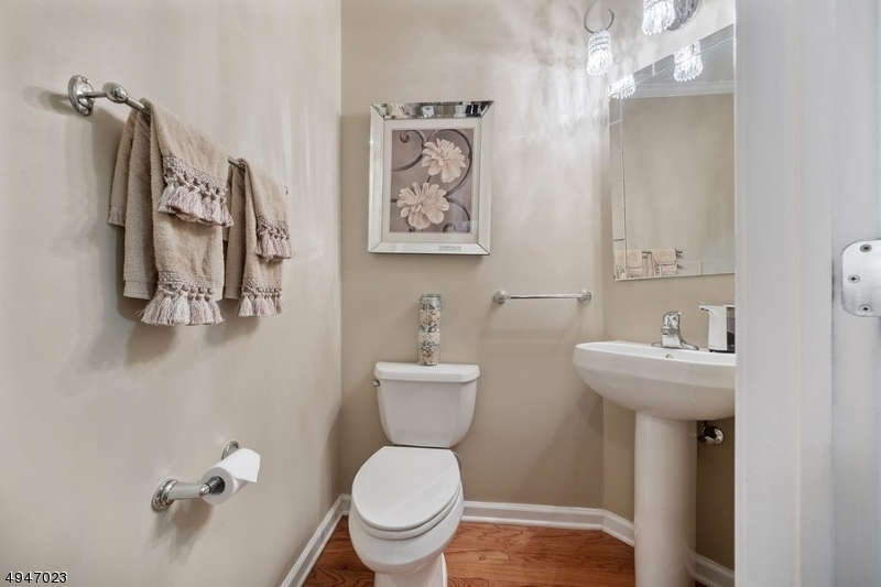 SOMERSET RUN - Residential