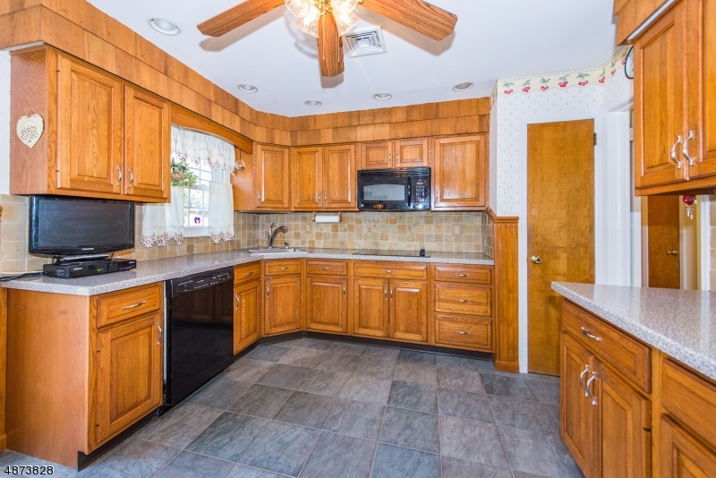 Pompton Plains - Residential