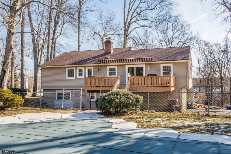 Pompton Plains - Residential