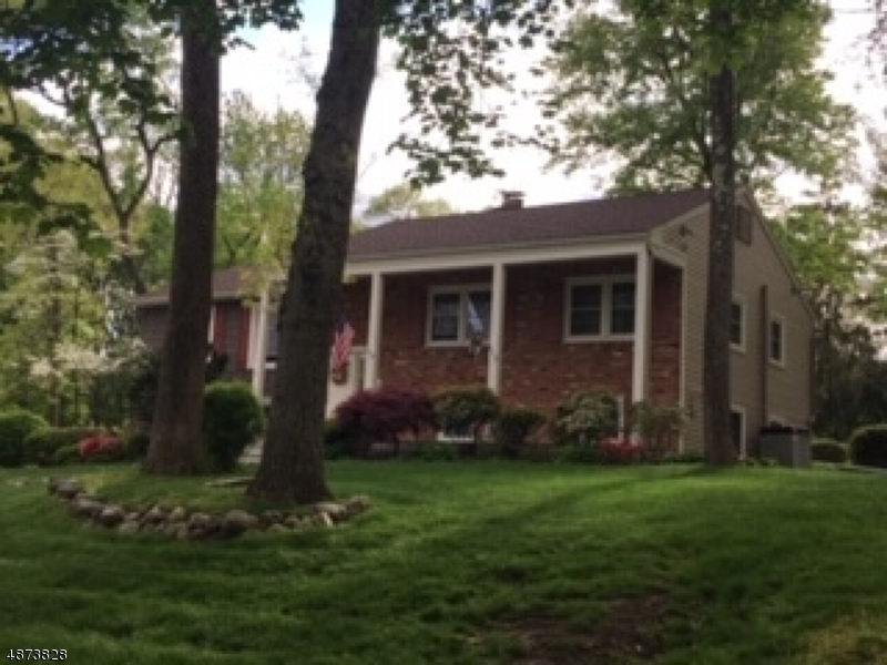 Pompton Plains - Residential