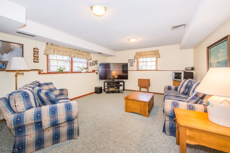Pompton Plains - Residential