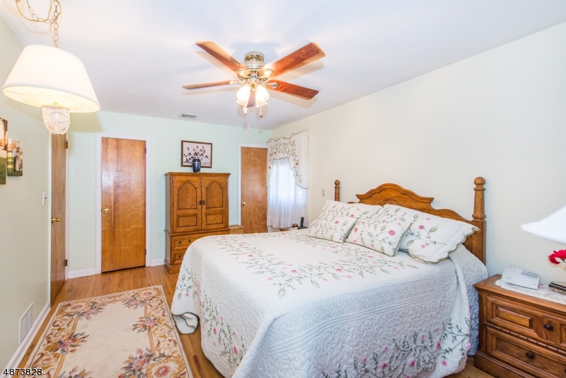 Pompton Plains - Residential