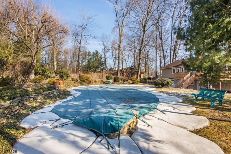 Pompton Plains - Residential