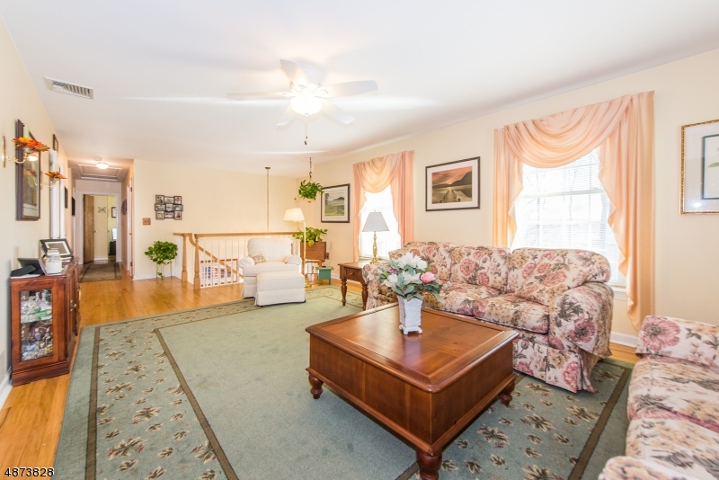 Pompton Plains - Residential