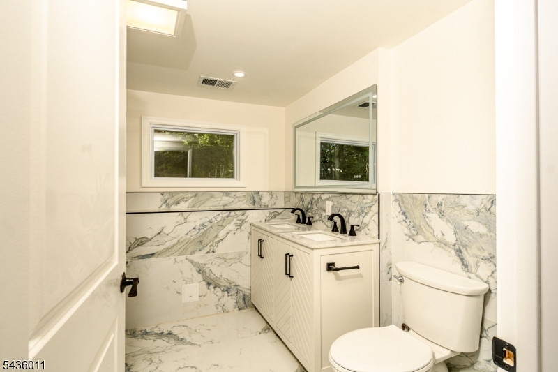 LAKE PARSIPPANY - Residential