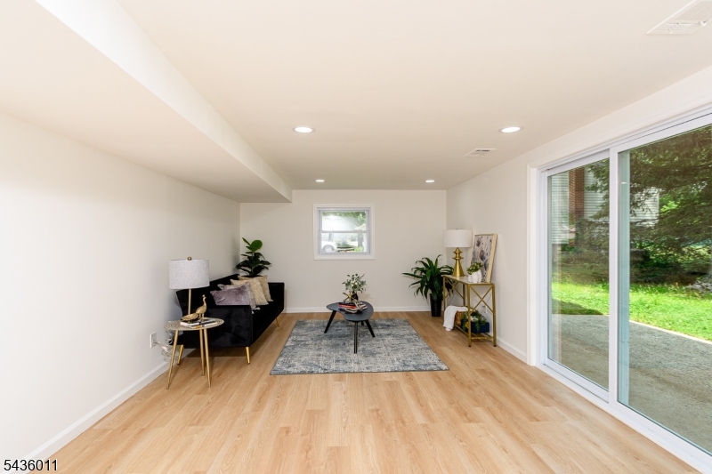 LAKE PARSIPPANY - Residential