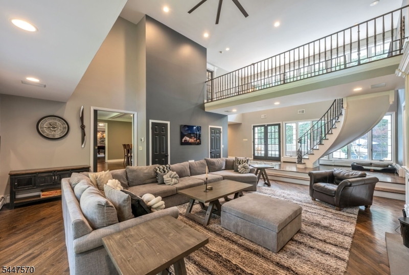 Shadow Lake - Residential